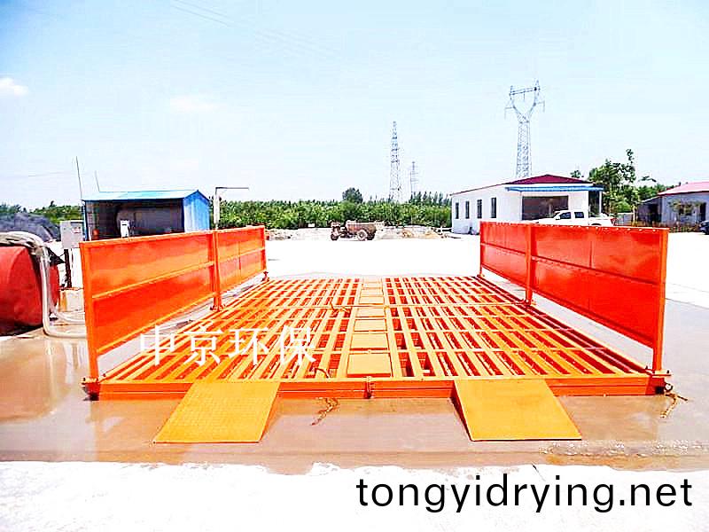 江囌港怡(yi)建設有(you)限(xian)公司8*4*1.2m-200T雙(shuang)層免(mian)基礎(chu)洗(xi)車(che)機(ji)